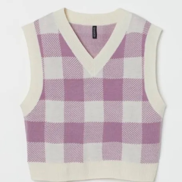 H&M Jackets & Blazers - NWT H & M Lightweight (Light Purple and Off-White) Sleeveless Vest. Size: Small.